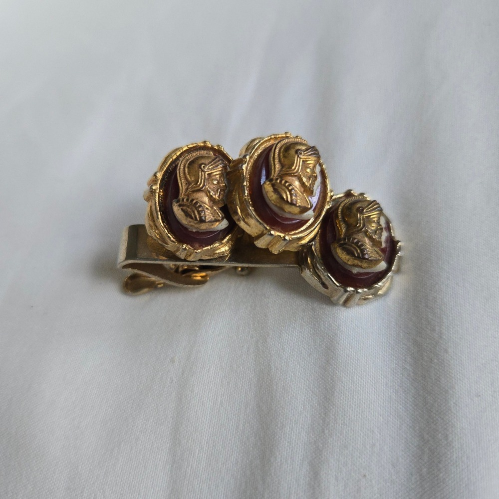 VTG Roman Knight Cufflinks Tie Clip Set Mens Gold Red Bar Intaglio Unbranded EUC